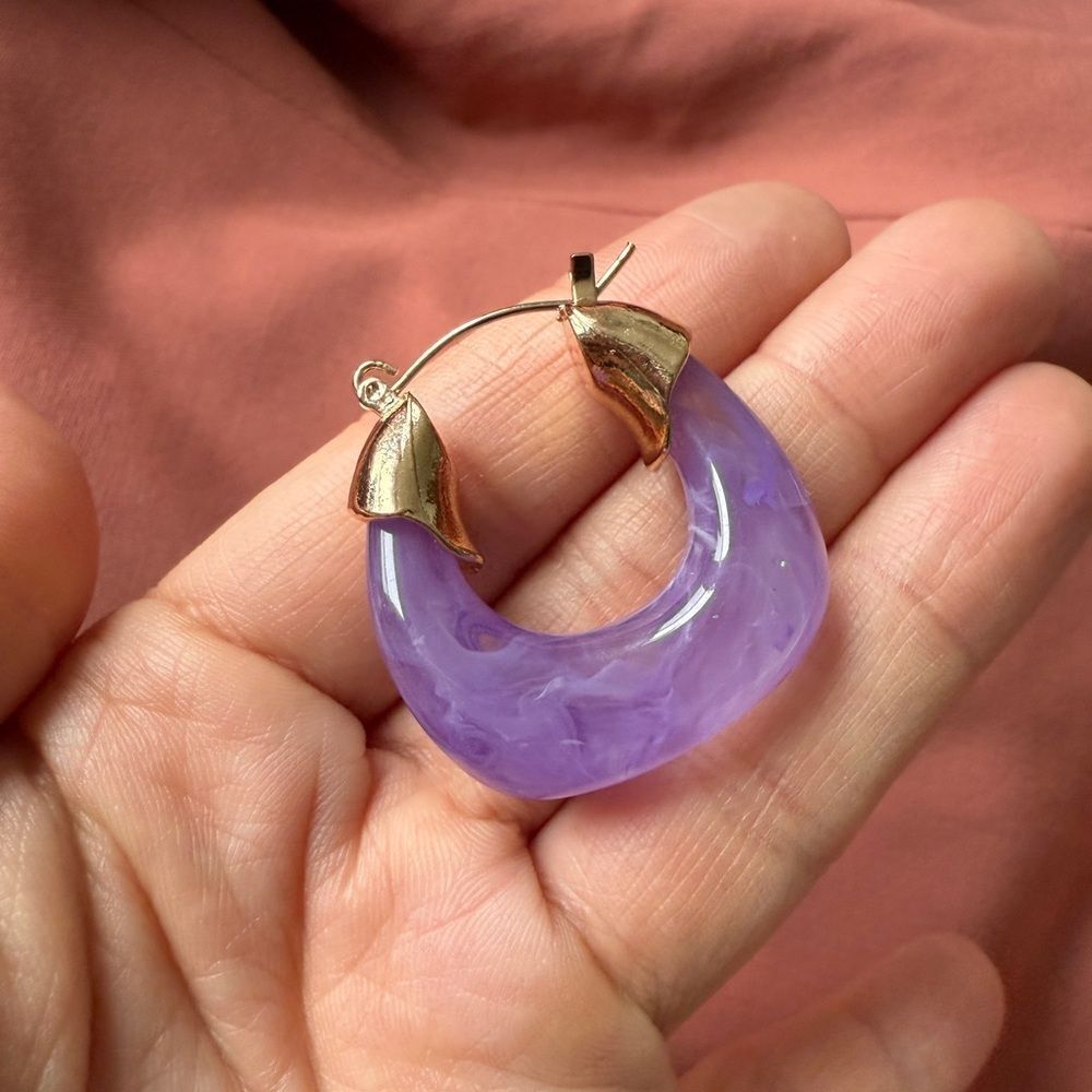 Lavender Jade Style Hoop Earrings with Gold Details Business Casual Boho Chic - Picture 2 of 5